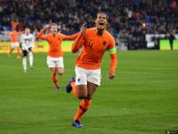 开云下载-包含荷兰球员突破重围，率队奏响胜利之歌的词条