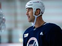 开云平台-华盛顿队客场大胜，保住争冠希望