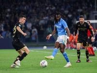 开云体育入口-热那亚门将表现神勇，多次扑出关键球