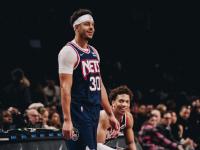 开云体育官网-篮网中锋状态火热，成为球队内线重要得分点