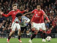 开云平台-包含曼联逆袭绝平南安普顿，小胜切尔西升至第三的词条