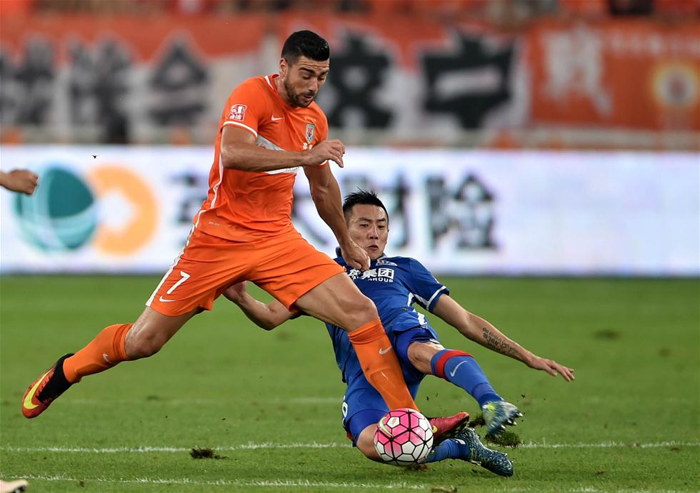 鲁能主场战胜申花，继续领跑积分榜的简单介绍