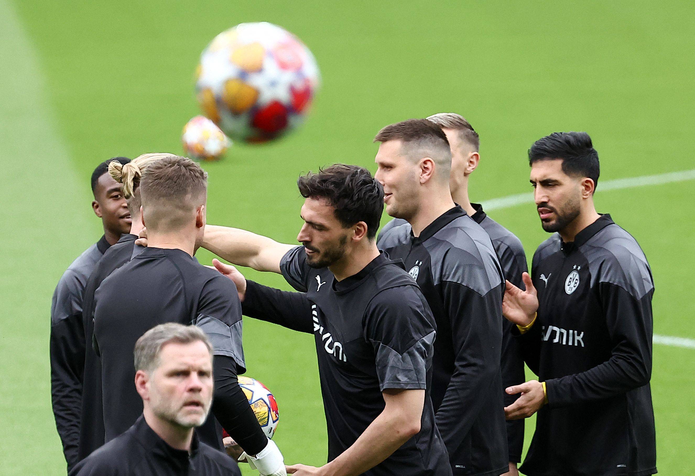 多特蒙德击溃对手，赢得比赛