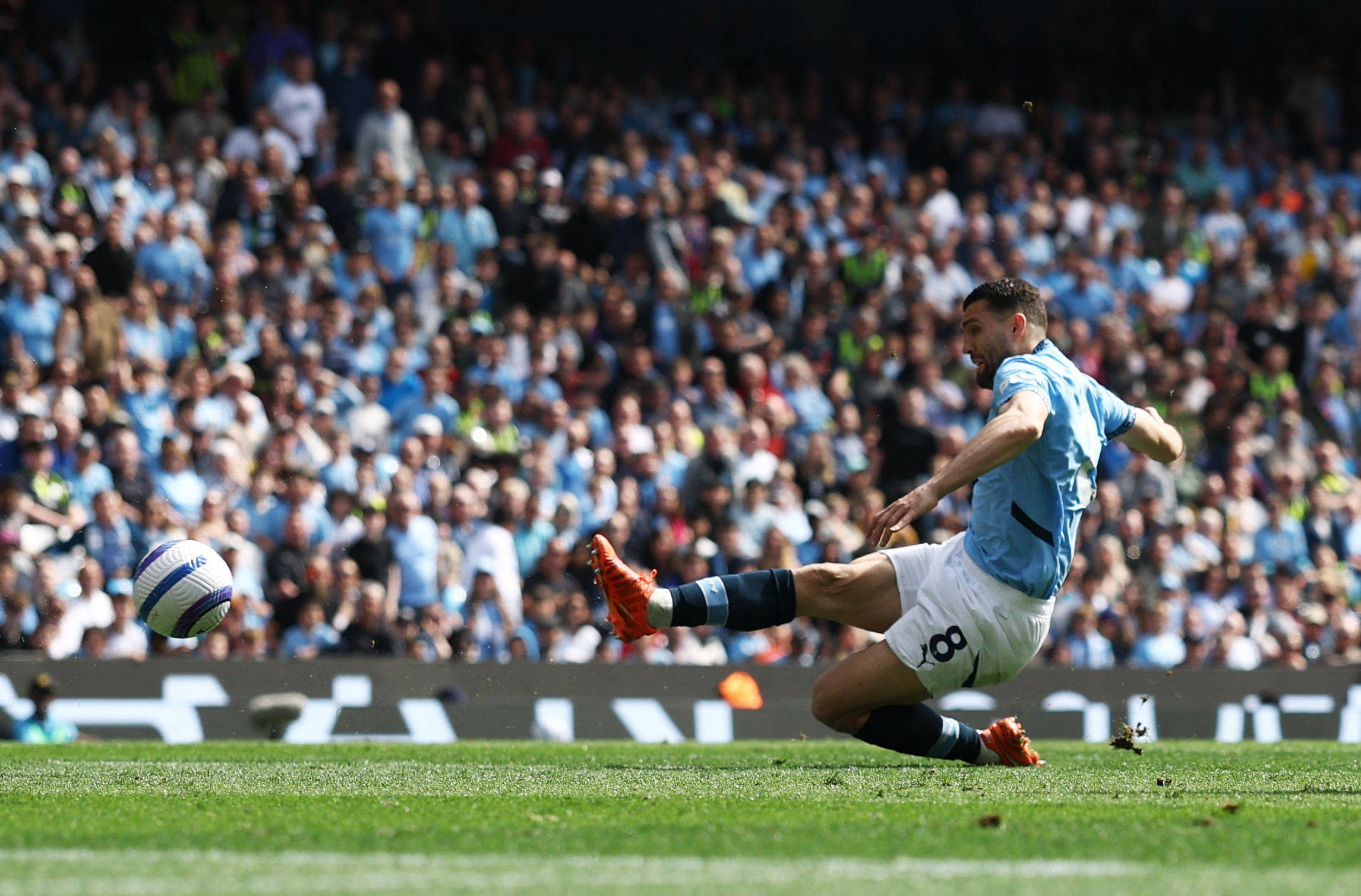 关于阿森纳客场战平，争夺欧冠资格激烈！的信息