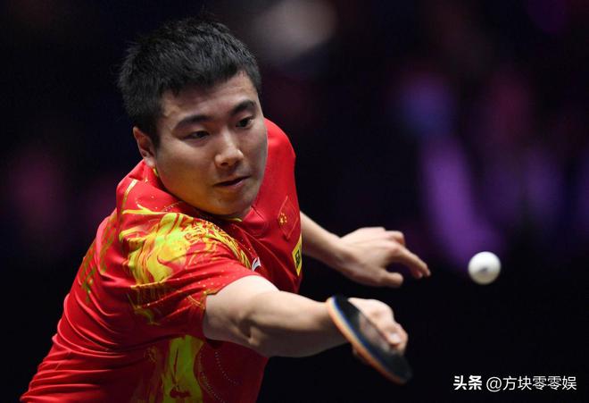 关于争夺冠军的途中:如履薄冰之间的信息 关于争夺冠军的途中:如履薄冰之间的信息