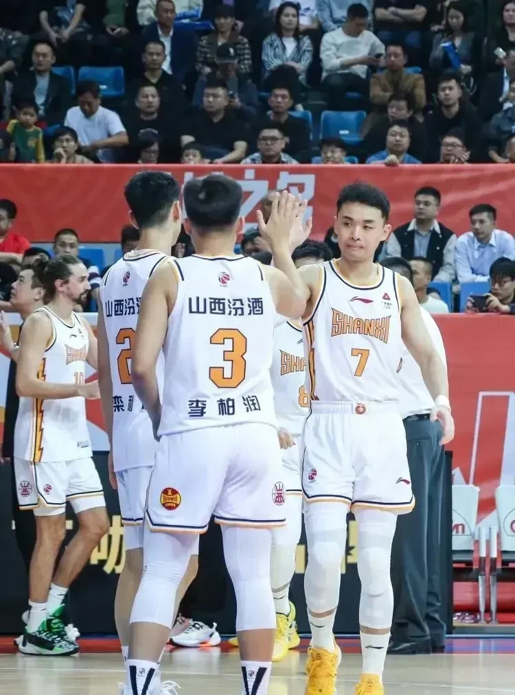 浙江主场告负山西，球队状态起伏不定的简单介绍