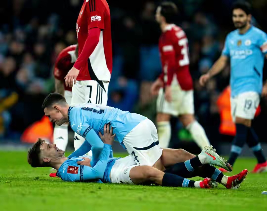 曼城全队爆发,赢得多场关键战役的简单介绍 曼城全队爆发,赢得多场关键战役的简单介绍