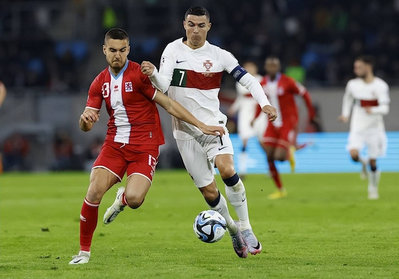 关于欧预赛疯狂进球，攻守兼备的对抗的信息