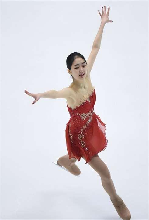 瑞典花样滑冰队以一敌众，夺魁金牌