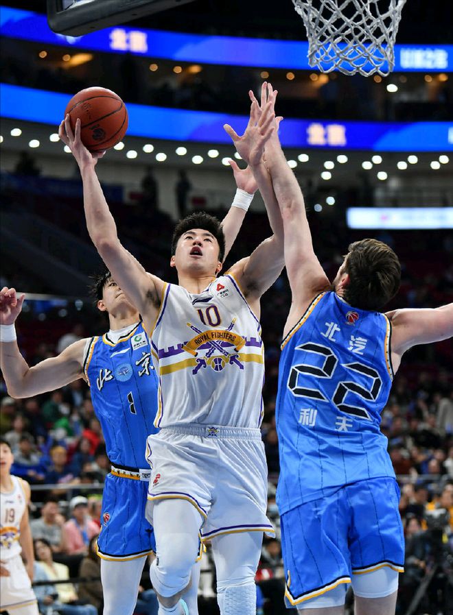 北京北控不敌上海申鑫遭遇失利 北京北控不敌上海申鑫遭遇失利