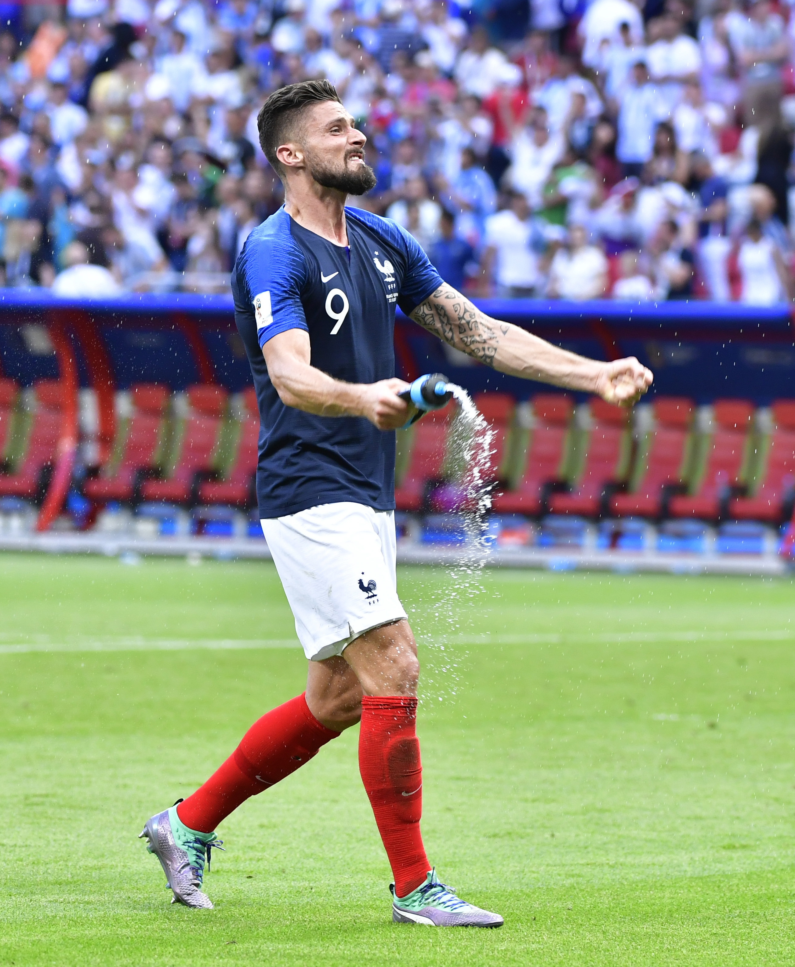 关于法国晋级道路曲折，特立独行挑战保加利亚的信息