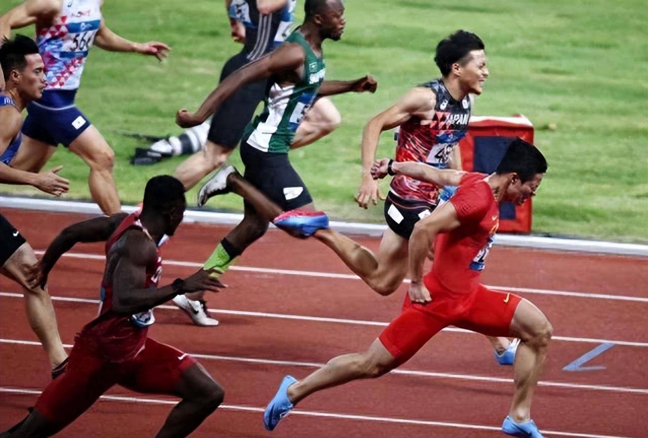 阿尔梅里亚客场逆转战胜对手，实现惊人绝地反击