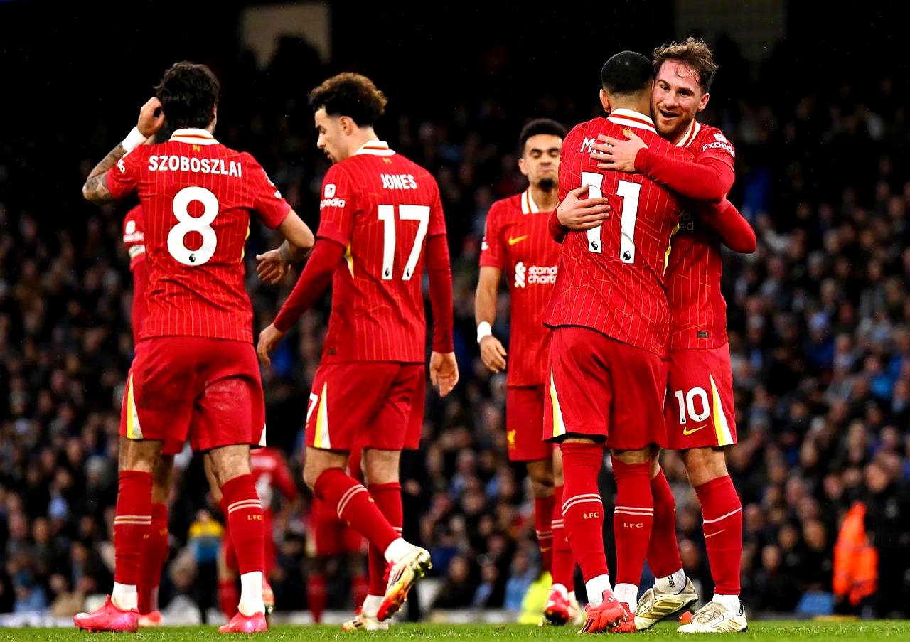 利物浦曼城，迷失在茫茫人海中的两支豪门球队