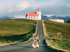 包含冰岛队备战丹麦，全队齐心协力冲刺胜利的词条