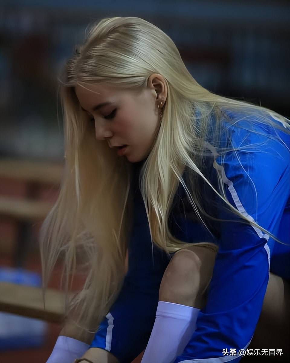 俄罗斯女足队风采独特,赛场上充满活力的简单介绍 俄罗斯女足队风采独特,赛场上充满活力的简单介绍