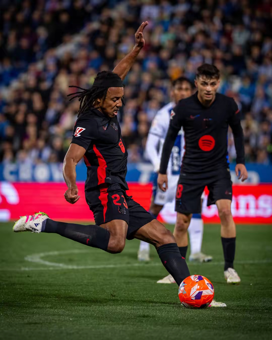 敲响保级之战艾尔切对决莱加内斯