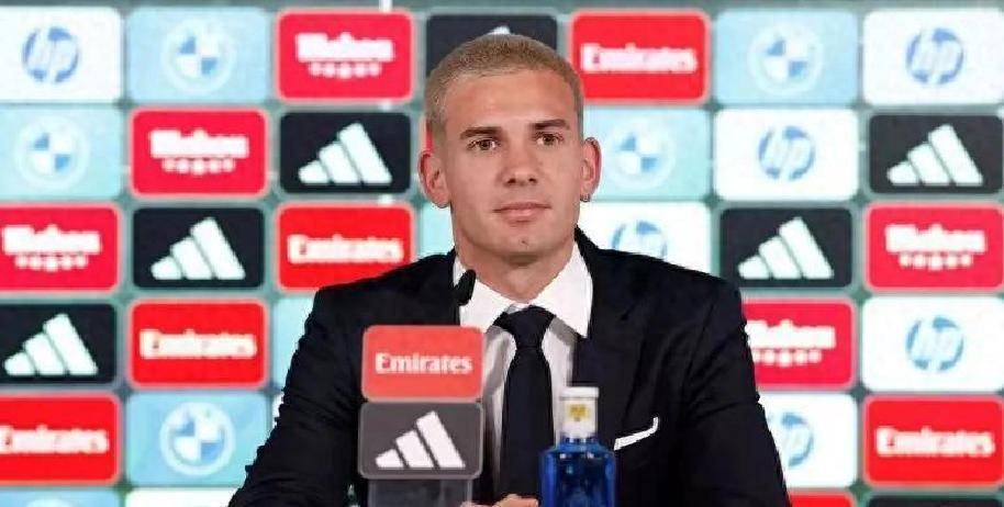 关于皇马新援助攻破门，秀出职业生涯风采的信息