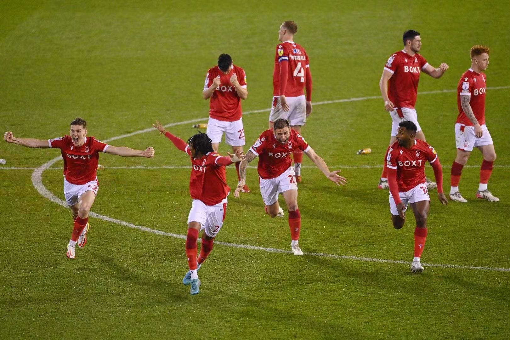 热刺开场连得两球,白鹿巷掀起热潮的简单介绍 热刺开场连得两球,白鹿巷掀起热潮的简单介绍