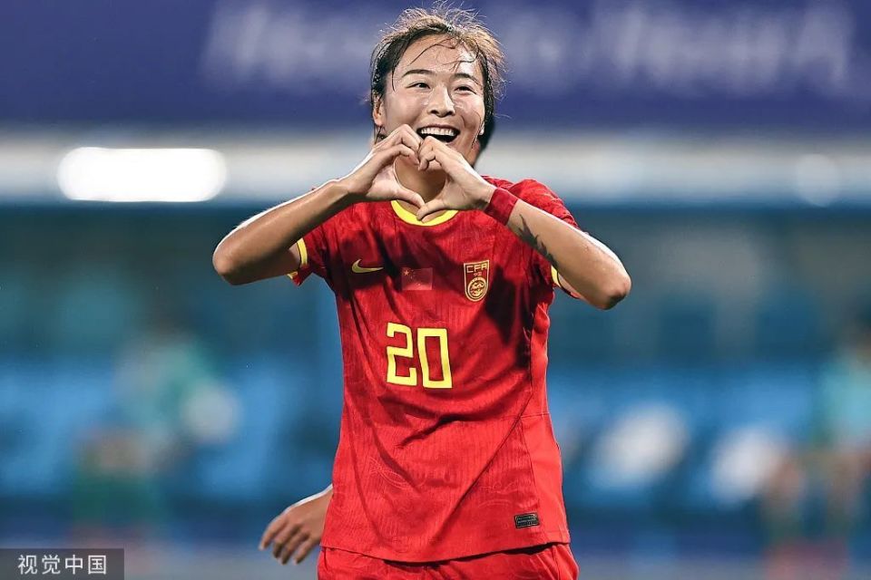 包含冠军之路！中国女足狂胜对手领跑大赛的词条