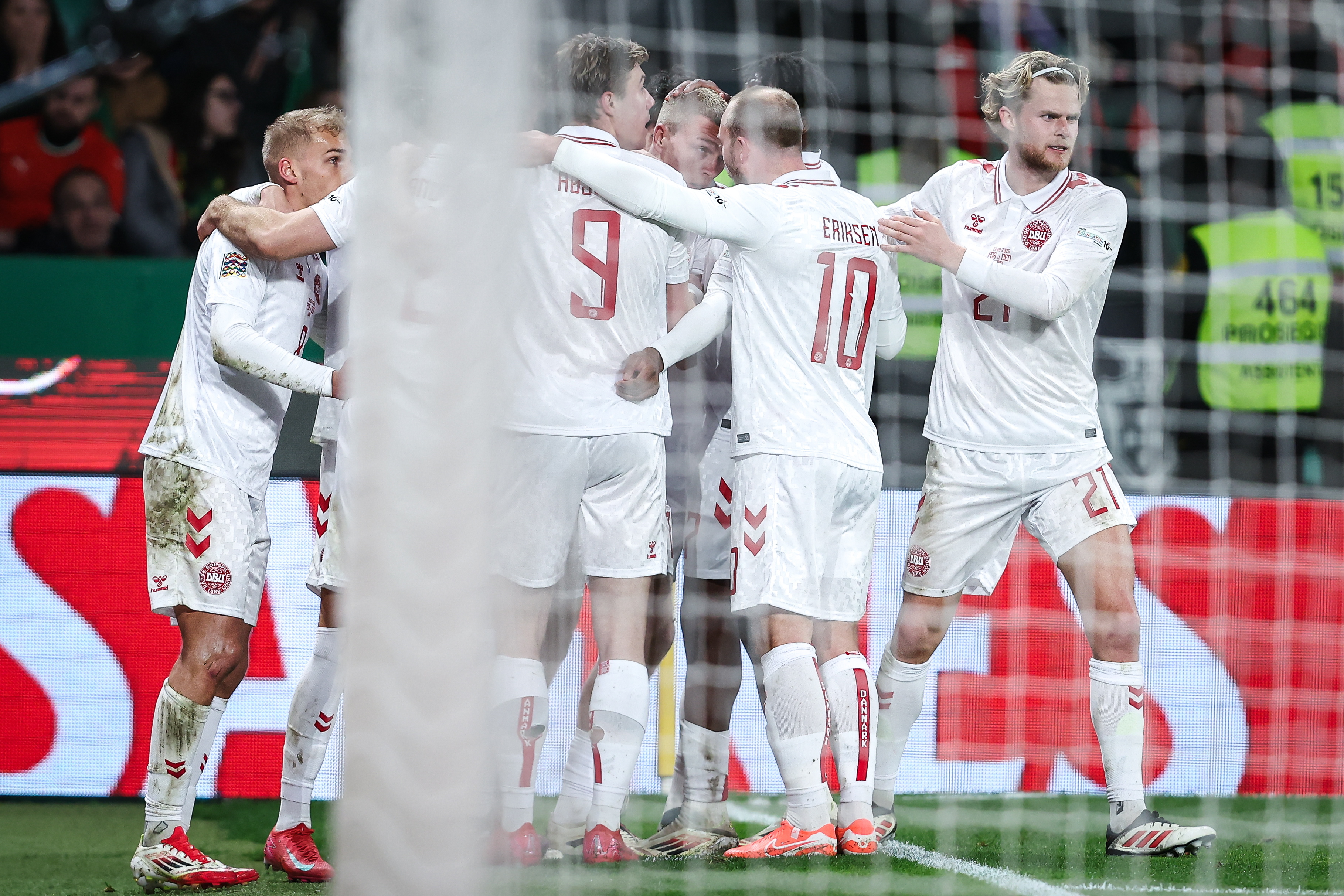 葡萄牙主场赢下卢森堡,领跑小组 葡萄牙主场赢下卢森堡,领跑小组