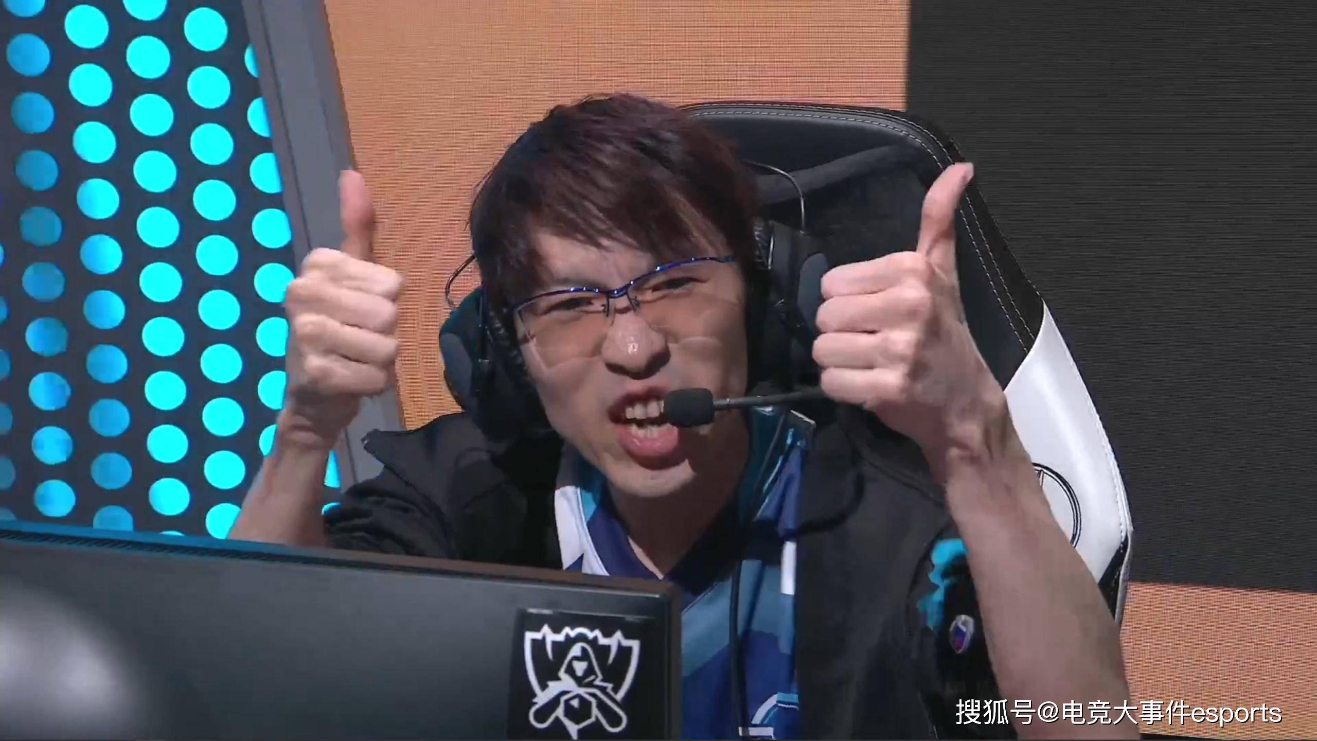 包含DFM力克DK，Scout拿下关键大龙激烈交锋全球总决赛，点燃全场激情的词条